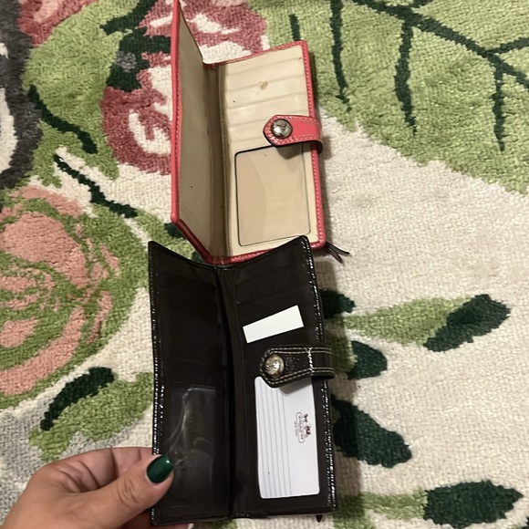 Two coach wallets - Picture 3 of 3